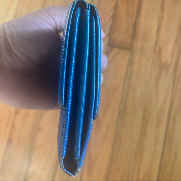 Louis Vuitton Epi Blue Tassil Leather Elise Bifold Wallet MI0962 - Picture 14 of 16